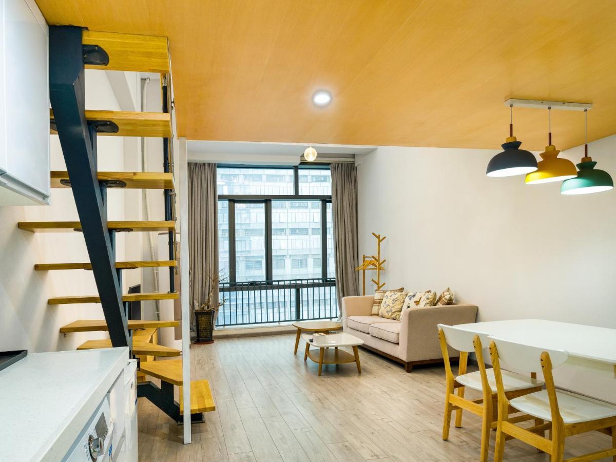 April Fair Duplex Apartment Guangzhou South Railway Station Ao Yuan Yue Shi Dai Branch Extérieur photo